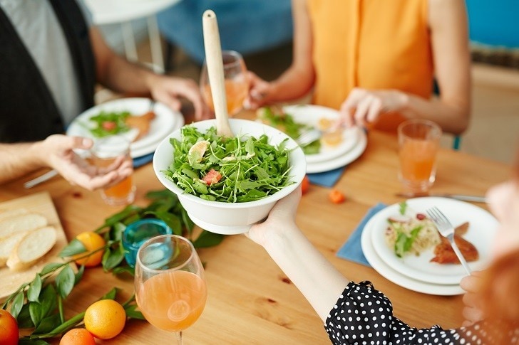 חוברת סלטים מנצחים