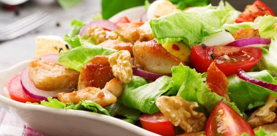 ממציאים מחדש את הסלט עם רוטבי הלמנ'ס