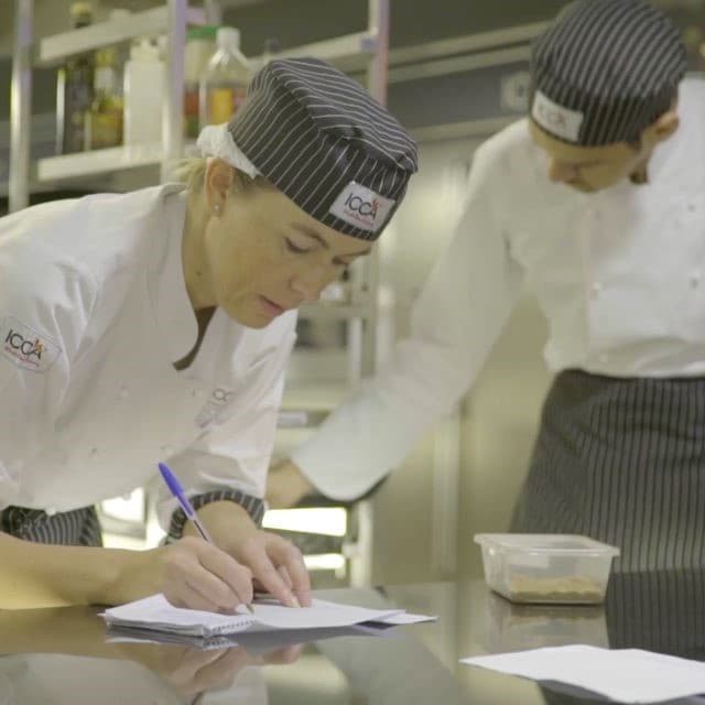 מצמצמים בזבוז מזון