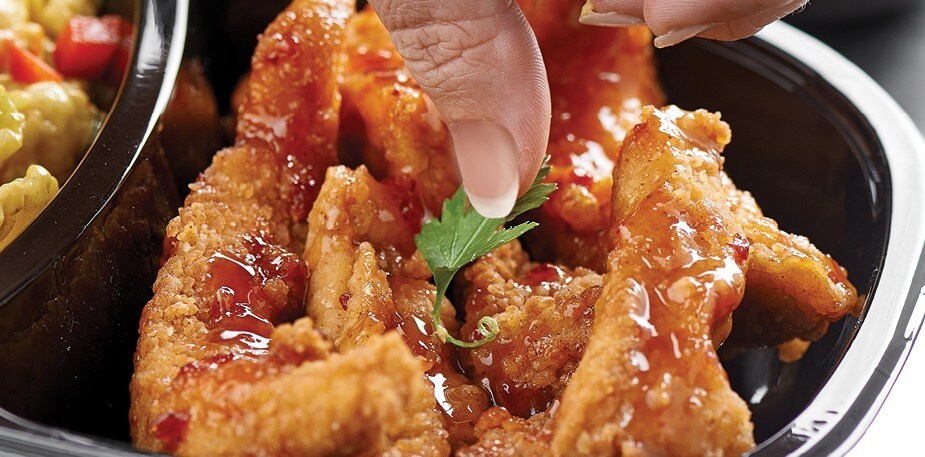 מבחן טעימה: שפים מהעולם בודקים משלוחי מזון 