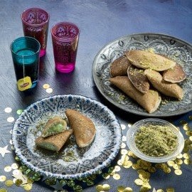 קטאייף במילוי קרם ברולה מתובל בהל